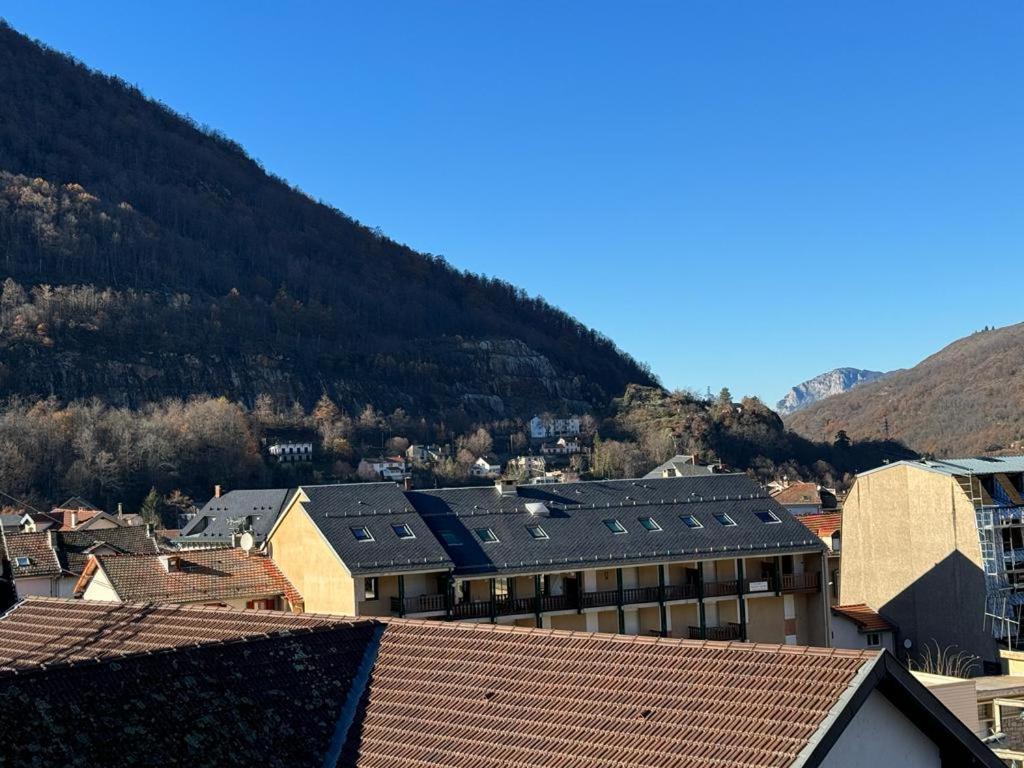 Le Grillon Apartment